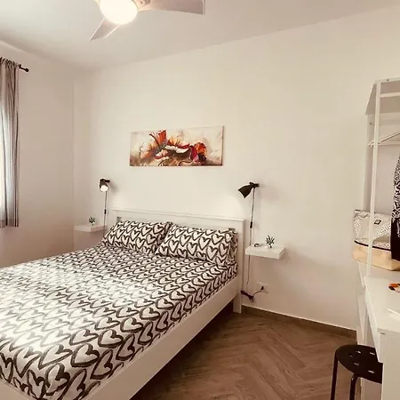 Dorothy House